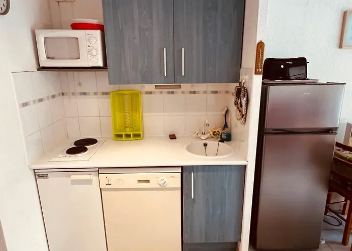 Azureva Ii Joli 2 Pieces Piscine Richelieu Cap D'agde *